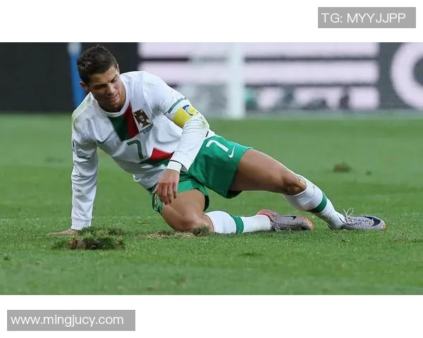 足球小罗传奇瞬间壁画墙,感受足球艺术与激情碰撞的震撼魅力