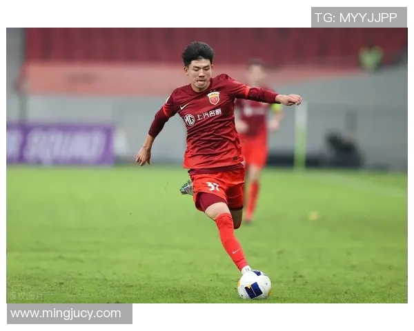 上港新帅男球星引领球队重建 助力冲击中超冠军梦想