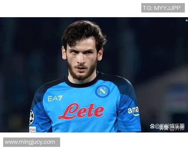 亚洲足球十大顶级球星排名解析 谁是亚洲足球最强之星